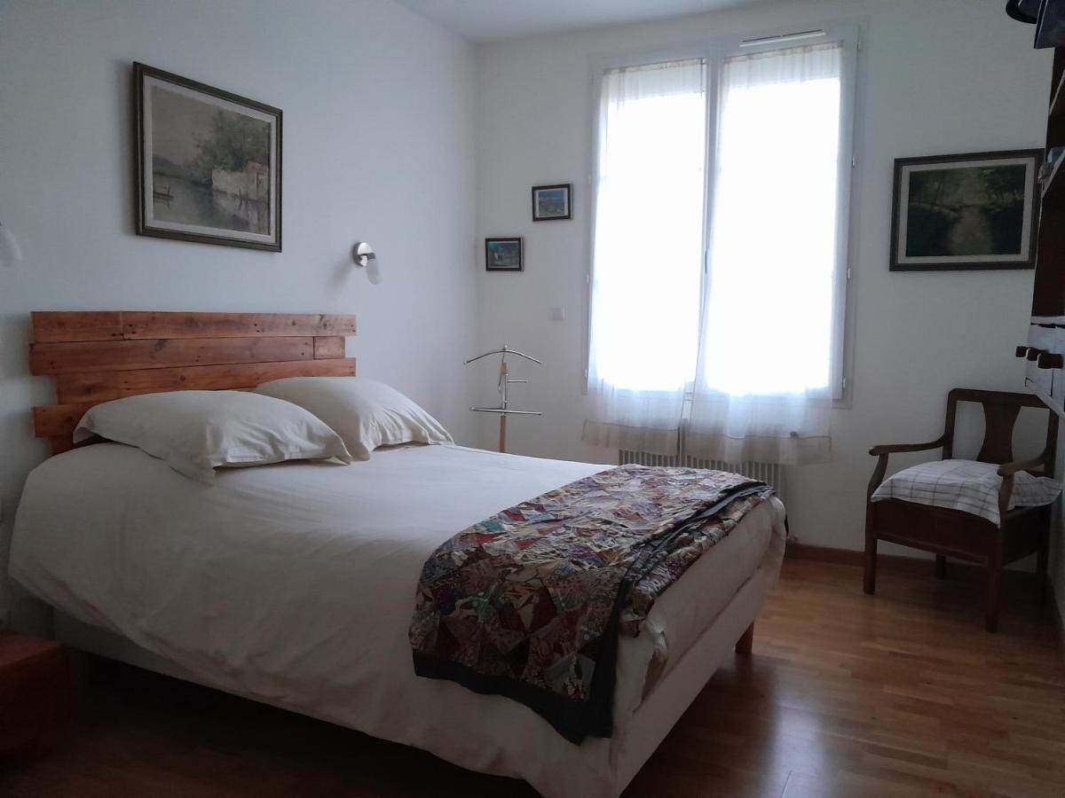 La Pause Sous Le Pin B&B Chambres D'Hotes Capestang Exterior photo
